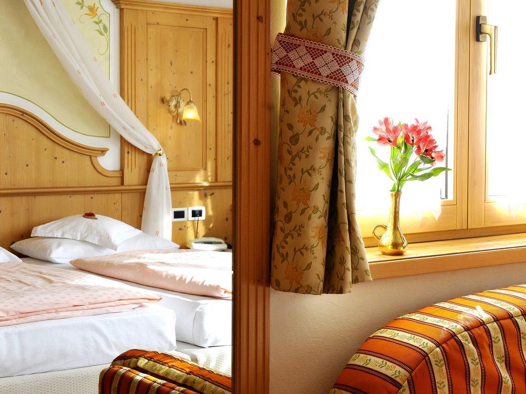 Hotel Cesa Padon Arabba Ngoại thất bức ảnh