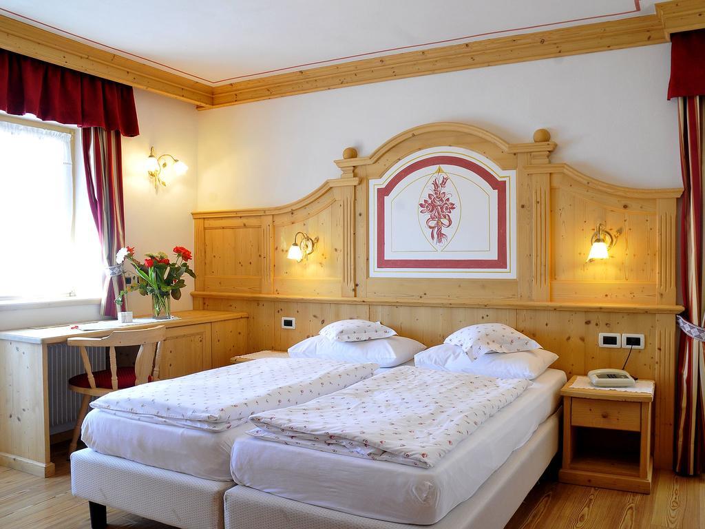 Hotel Cesa Padon Arabba Ngoại thất bức ảnh