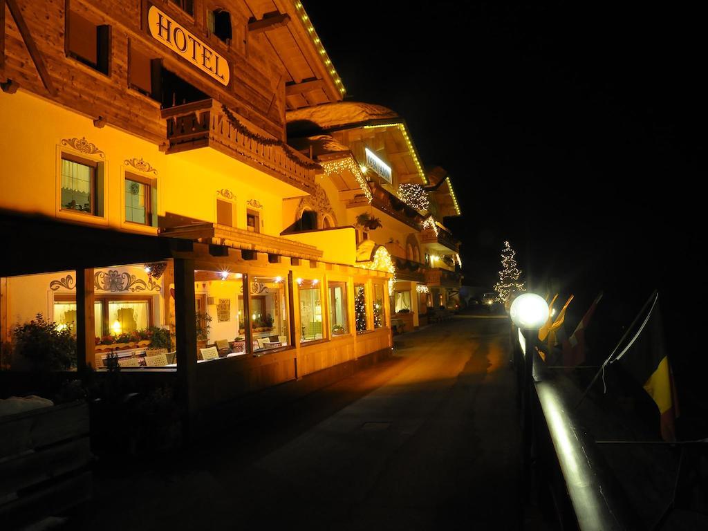 Hotel Cesa Padon Arabba Ngoại thất bức ảnh